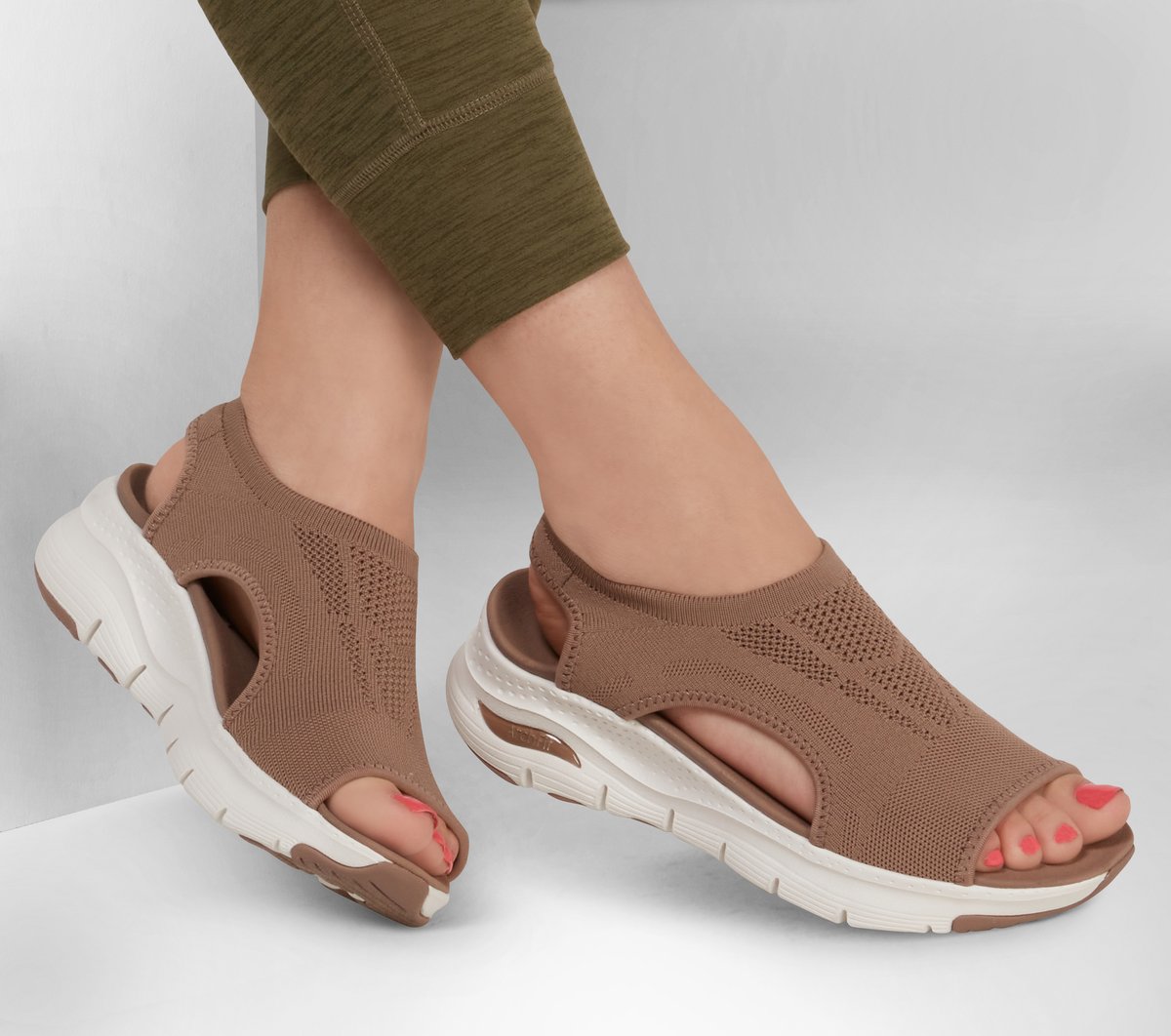 Skechers Arch Fit - City Catch